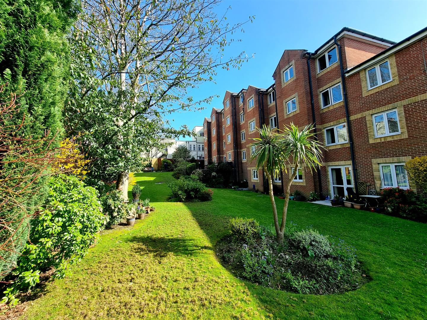 Gower Road, Sketty, Swansea, SA2 9FB
